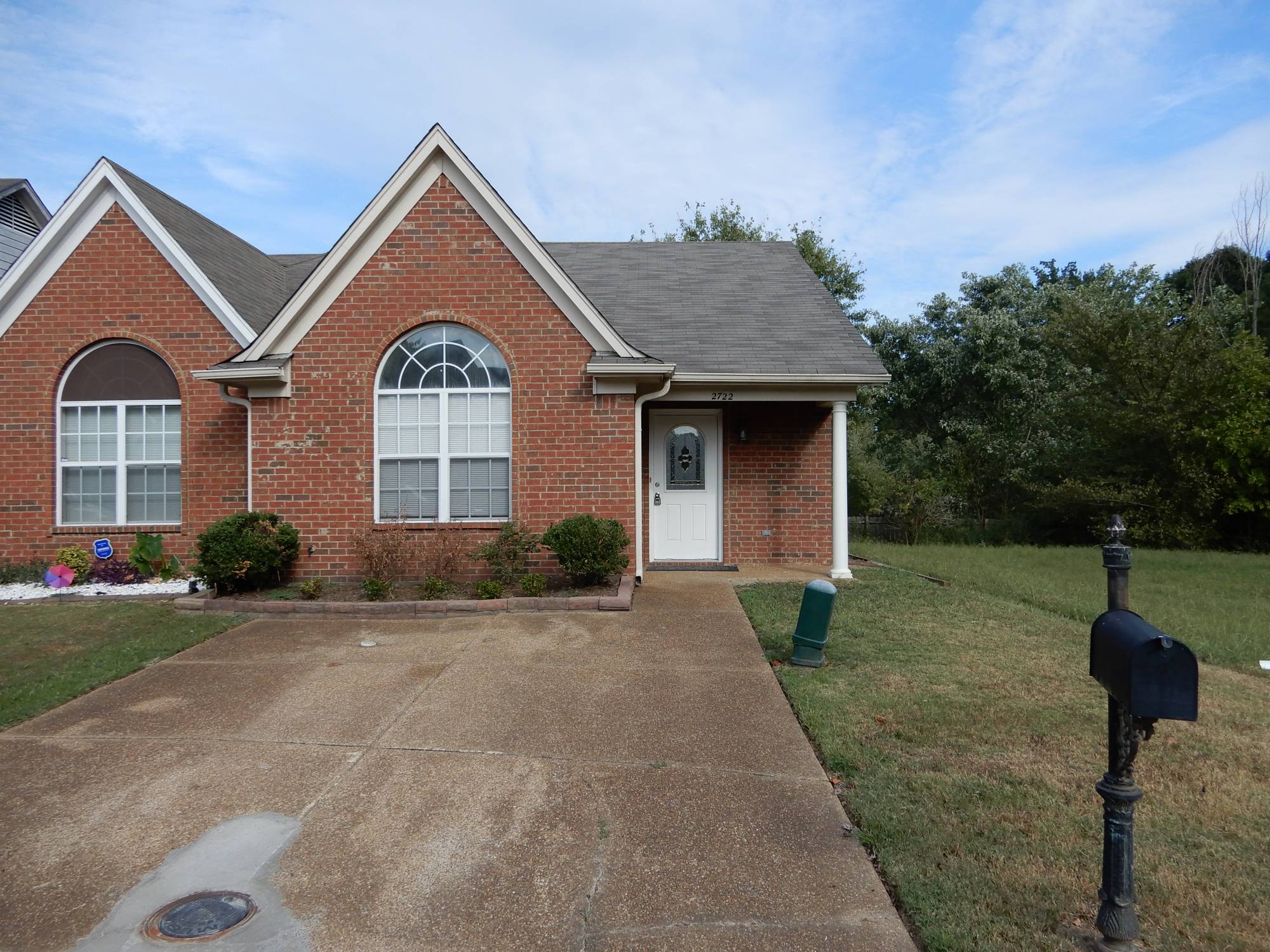 2722 Virginia Woods Pl. Arlington TN 38002