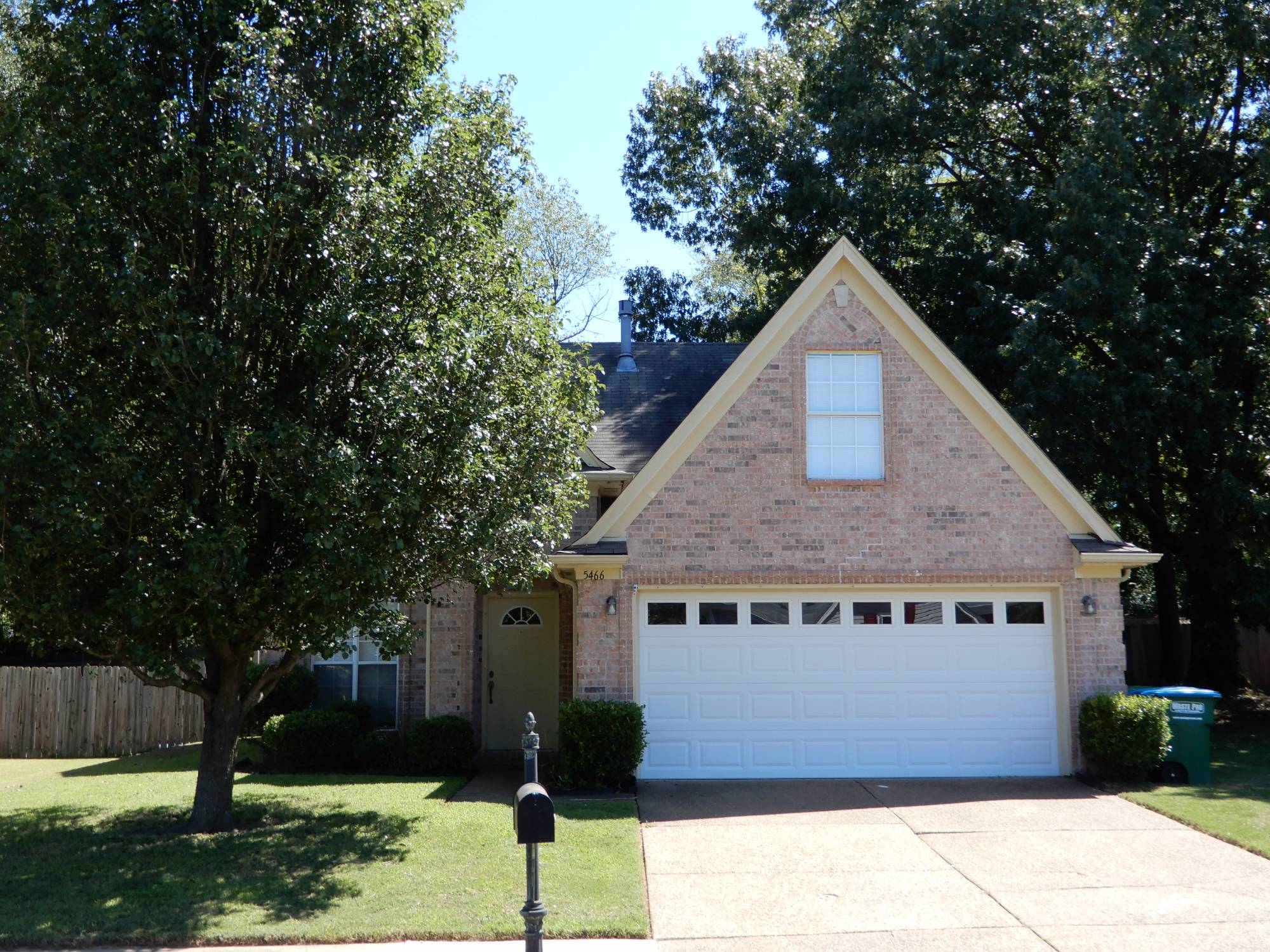 5466 Hidden Meadows Dr Arlington TN 38002