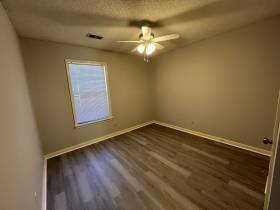 5429 Craigmont Dr - for rent 38134