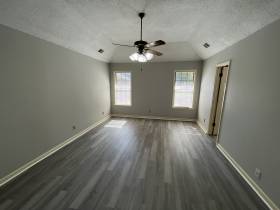 5429 Craigmont Dr - for rent 38134