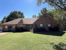 5429 Craigmont Dr - for rent 38134