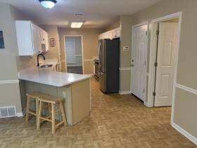 6894 Hedgewood Ln - for rent 38135