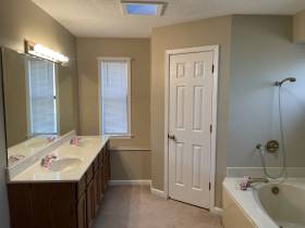 384 Sherburne Cv - for rent 38018