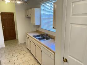 7944 Anne's Cir - for rent 38018