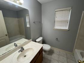 10099 Cross Valley Dr - for rent 38016