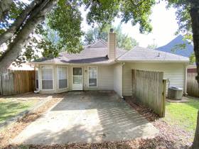 1043 Nolan Ln - for rent 38018