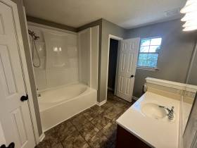 1744 Camille Way - for rent 38016