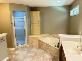 433 Spruce Glen Dr - for rent 38018