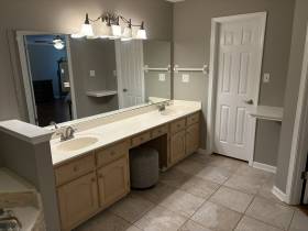 433 Spruce Glen Dr - for rent 38018