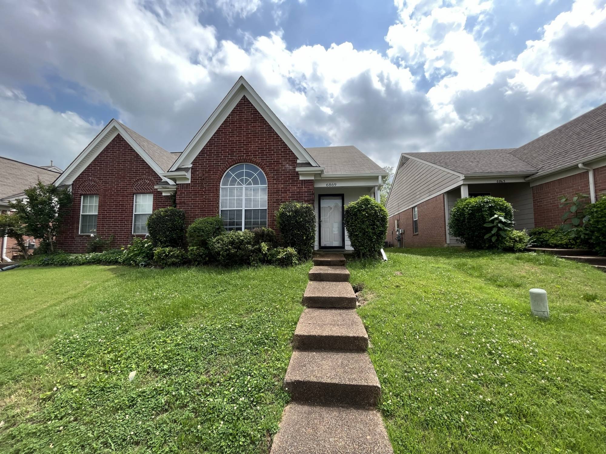 6869 Century Oaks Dr, Cordova, TN 38018 Rent 1,650