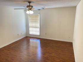 7944 Anne's Cir - for rent 38018