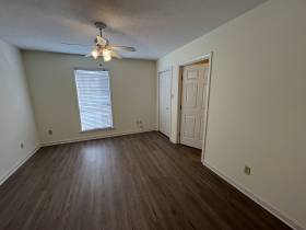 7944 Anne's Cir - for rent 38018