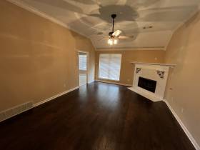 9480 Grove Rd - for rent 38016