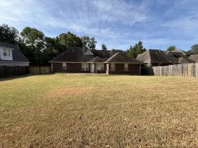 9480 Grove Rd - for rent 38016