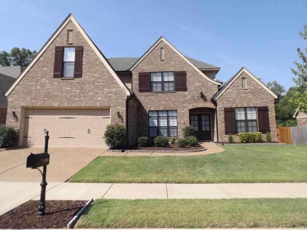 5253 Ivy Creek Ln Lakeland TN 38002