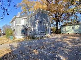 1111 North Parkway No 1 - for rent 38105