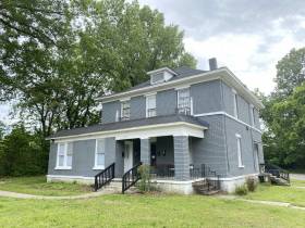 1111 North Parkway No 3 - for rent 38105