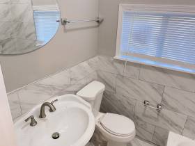 1113 North Parkway - for rent 38105