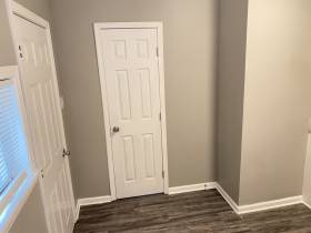 1113 North Parkway - for rent 38105