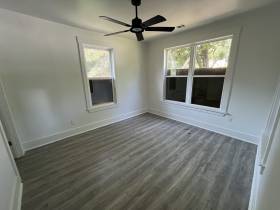 1131 Rozelle St - for rent 38106