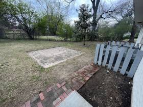 1215 Mt Moriah Rd - for rent 38117