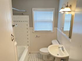 1623 Delmont Rd - for rent 38117