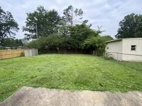 1623 Delmont Rd - for rent 38117