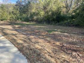 1880 Pinedale - for rent 38127