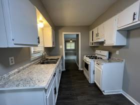 1888 Burnham Avenue - for rent 38127