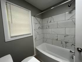 1888 Burnham Avenue - for rent 38127