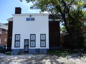 2360 Forest Ave #3 - for rent 38112