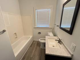 2360 Forest Ave #3 - for rent 38112
