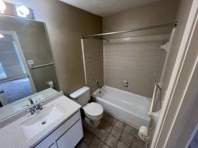 3244 Southern Ave - for rent 38111