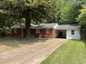 3848 Overton Crossing Street - for rent 38127