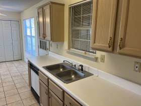 3931 Long Creek Rd - for rent 38125