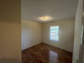 3931 Long Creek Rd - for rent 38125