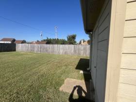 3931 Long Creek Rd - for rent 38125