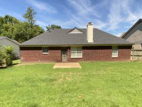 4444 Longtree Cove - for rent 38128
