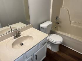5628 Autumn Valley Dr - for rent 38135