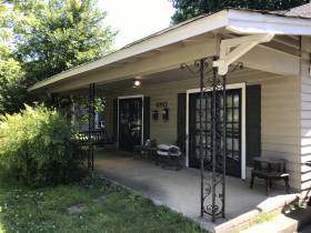 Rent Memphis 38104