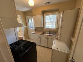 792 Saint Nick Dr - for rent 38117