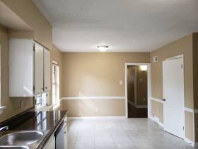 819 Rosebanks Rd - for rent 38116