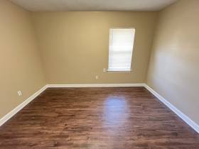 819 Rosebanks Rd - for rent 38116
