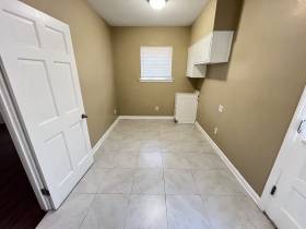 819 Rosebanks Rd - for rent 38116