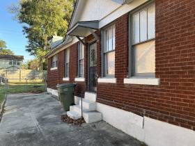 836 Maury St. - for rent 38107
