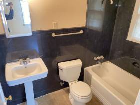939 Dillworth St - for rent 38122