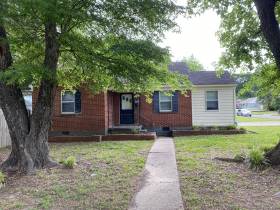1096 Waring Road - for rent 38122