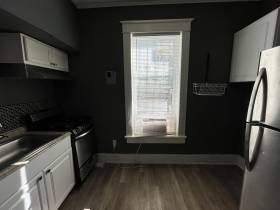 1111 North Parkway No 2 - for rent 38105