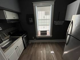 1111 North Parkway No 2 - for rent 38105