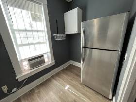 1111 North Parkway No 2 - for rent 38105